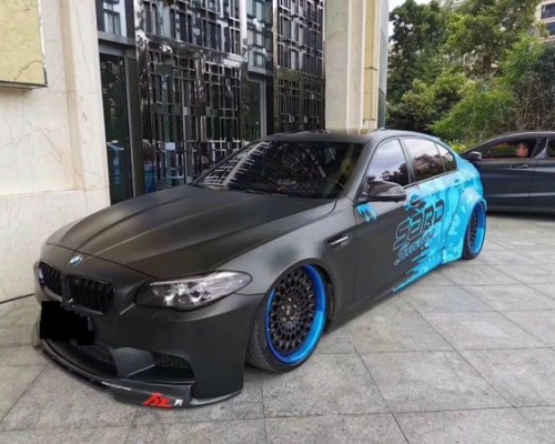 Sticking to the ground, BMW F18 cambergang is dynamic and passionate