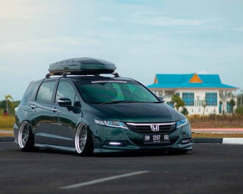 The Honda Odyssey CamberGang: A Modification Masterpiece