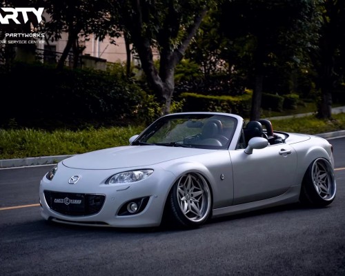 Mazda MX-5 Cambergang: A Testament to Automotive Creativity